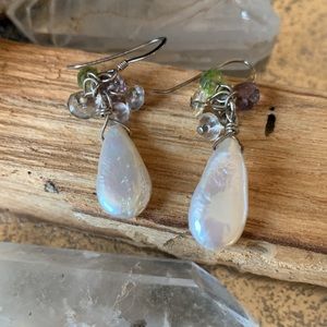 Pearl earring